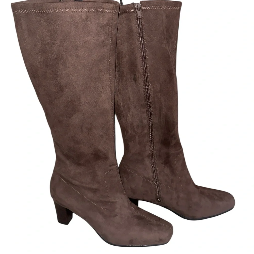 NEW Aerosoles Clover Knee-High Boots Brown 11M Foam Footbed Slip Resistant